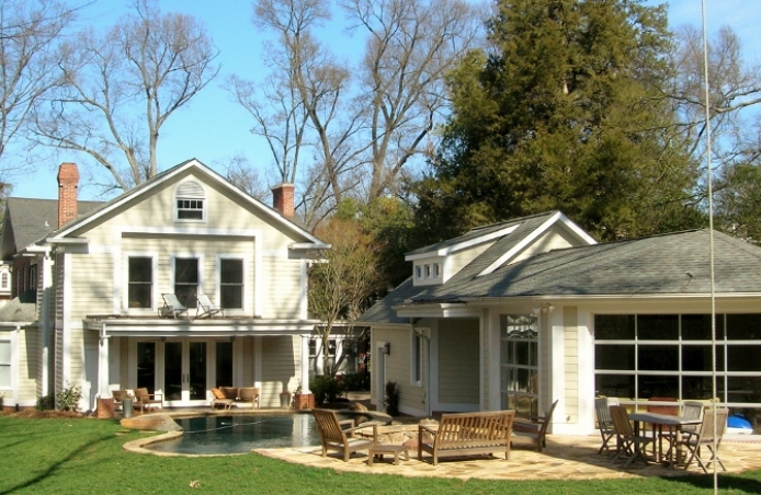 Myers Park Garage and Poolhouse - Outdoor Living