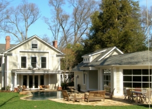 Myers Park Garage and Poolhouse - Outdoor Living